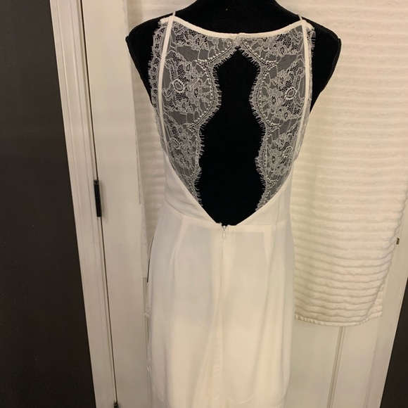 NWT Kenzie Open Back Lace Ivory Dress - Picture 6 of 10